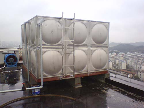 公司完成梅河口药厂用不锈钢水箱2台